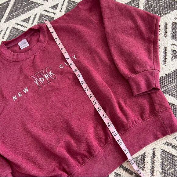 Vintage‎ NYC berry pink crewneck sweatshirt - Picture 3 of 7